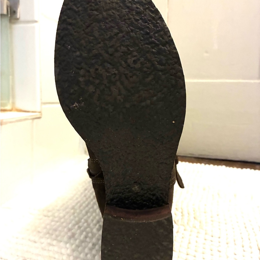 Knee-High Brown Suede Boots made in Italy - Picture 4 of 8